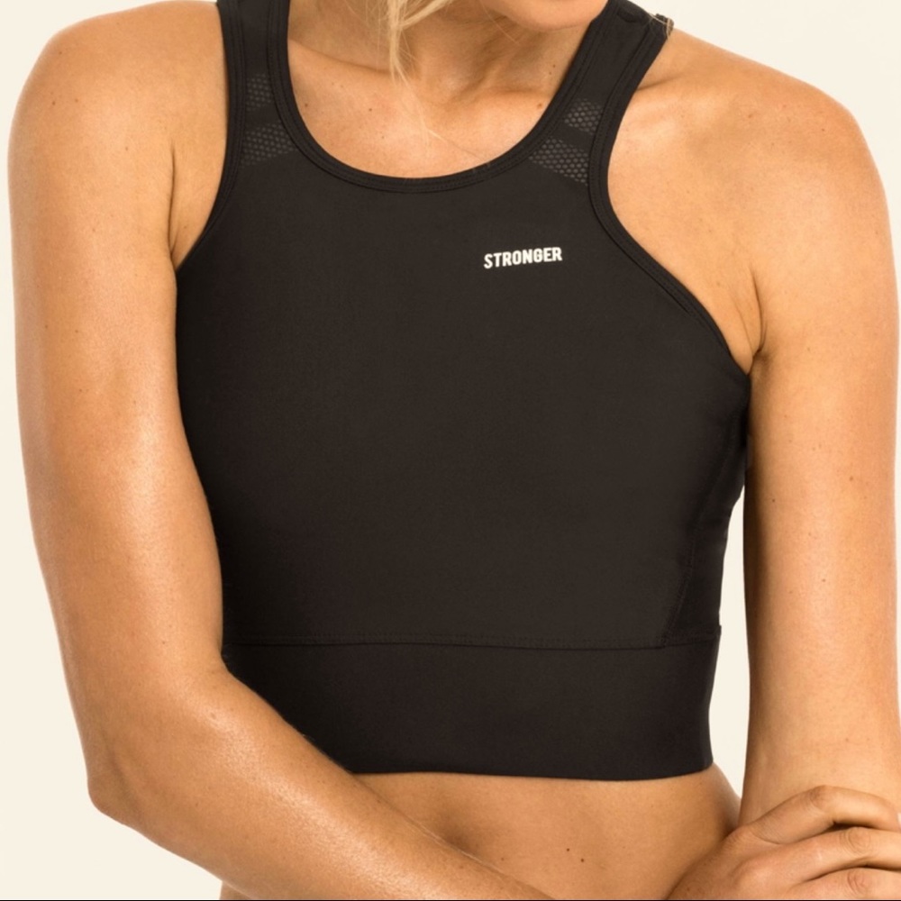 Stronger Label Crop Top in black size Large **NWT**